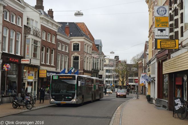 3068-qbuzz-2016-11-8-groningenoude-ebbingestraat-bordermaker